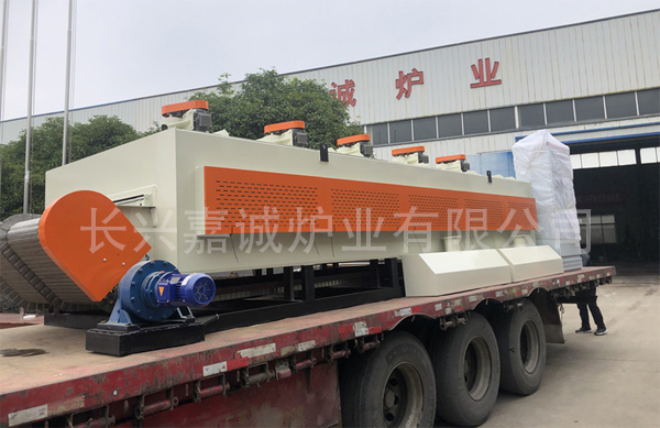 網(wǎng)帶式熱風(fēng)循環(huán)回火爐生產(chǎn)線發(fā)貨了!